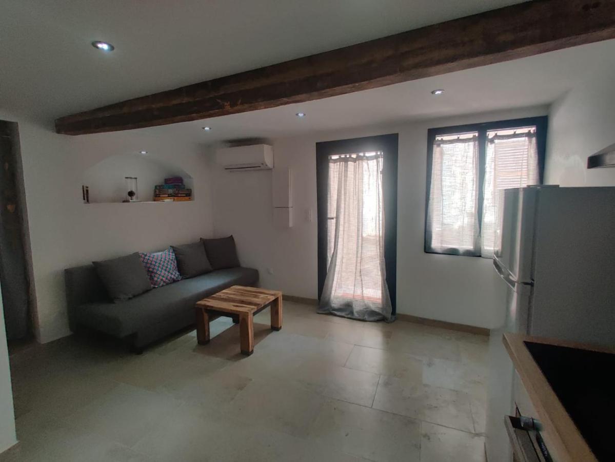 Logement Neuf Centre Du Village Aux Pieds Du Chateau Grimaud Buitenkant foto